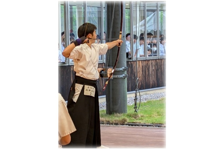 弓道部員