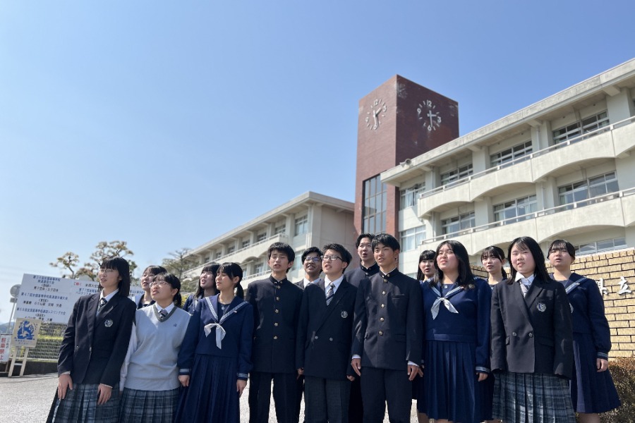 未来を見上げて
