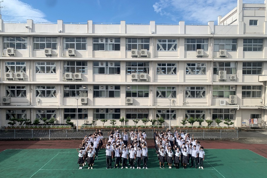 創立１００周年記念の人文字