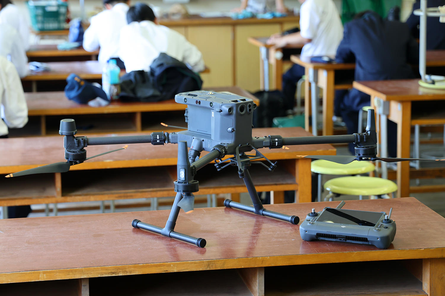 体験を通じて学ぶ「実習重視」の教育